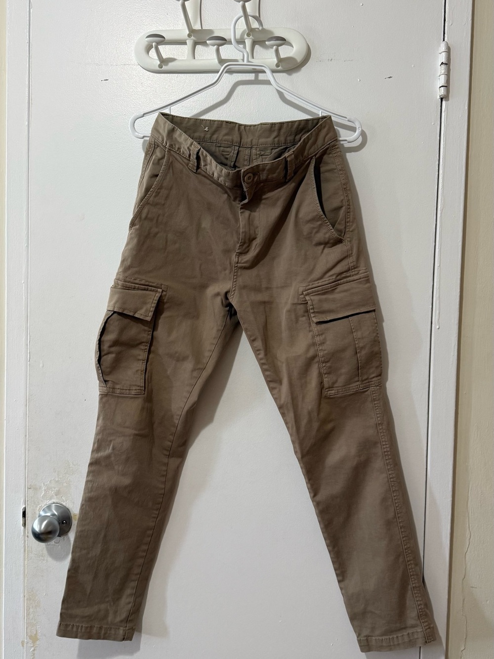 Zara Men's Cargo Pants in Beige